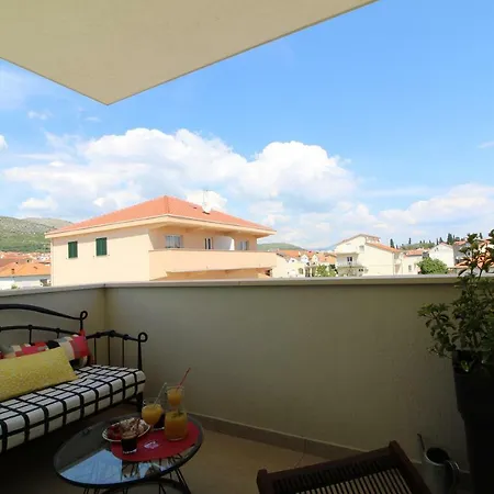 بيت ضيافة Narancin تروغير